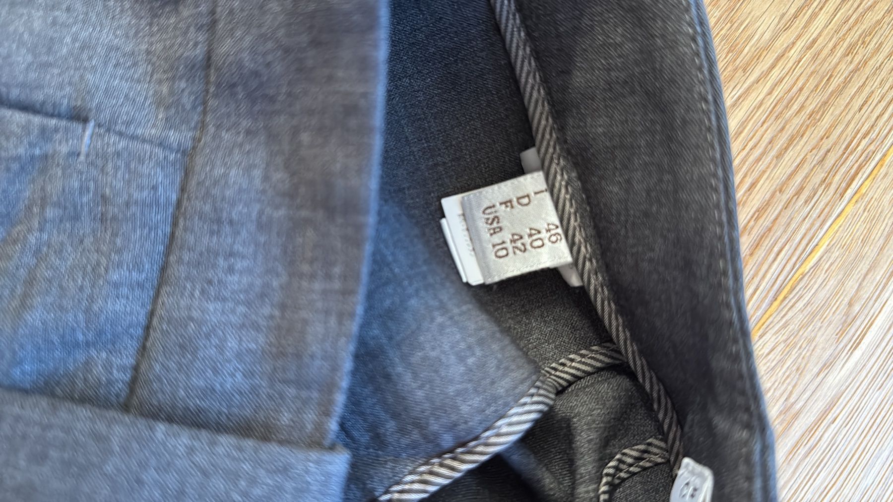 Brunello Cucinelli Pantaloni: Original Brunello Cucinelli Hose, Gr. Ital. 46 – Nuovo (secondo la descrizione) da Reigoldswil venduto da benja01 4