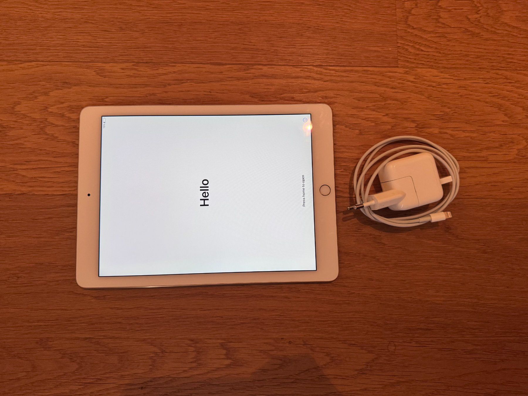 Apple Tablet PC: IPad Air 2 – Usato da Ettiswil venduto da Ursi33