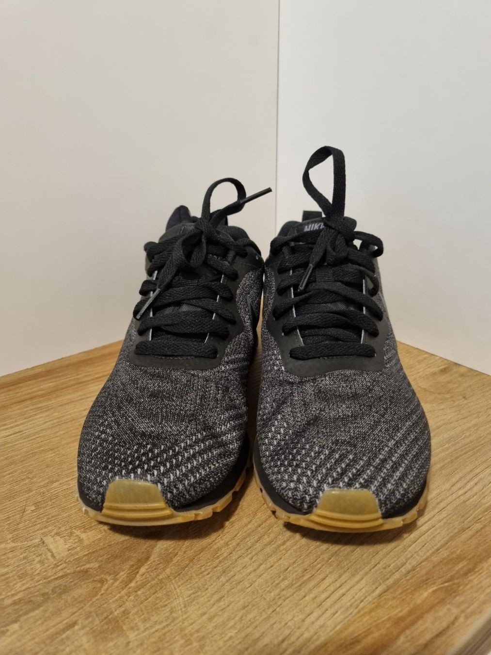 Nike Damenschuhe: NIKE Sneaker Turnschuh Gr. 38.5 – Neu (gemäss Beschreibung) aus Wolfwil von s.ara_c 3