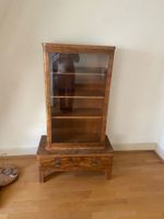 Art Déco Vitrine mit Holzfurnier gebraucht guter Zustand