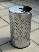 Wäschekorb aus Metall, gelocht mit Deckel (gebraucht)