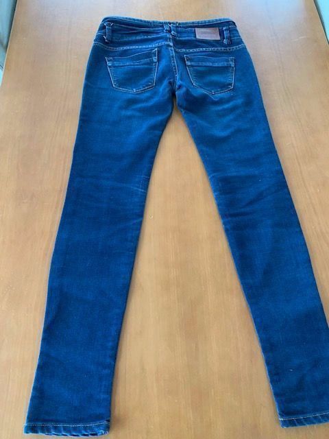 Jeans: Jeans Fishbone Gr. 28 – Usato da Oberweningen venduto da Bumblebee2 3