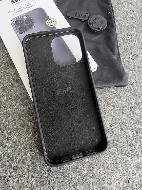Covers & Schutzfolien: SP Connect Schutzhülle iPhone 15 Pro Max – Gebraucht aus Roggwil BE von piccu85 1