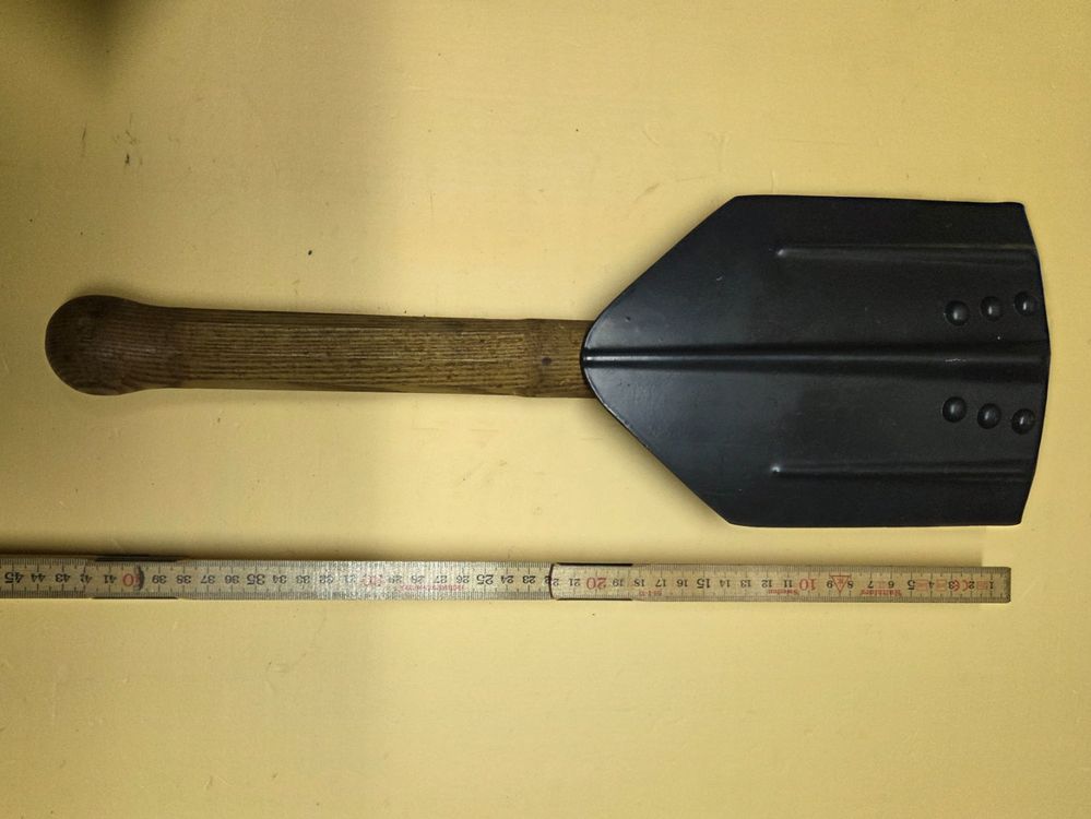 Pelle pliable US Ou armée Française - Outillage, pelles, pioches, etc