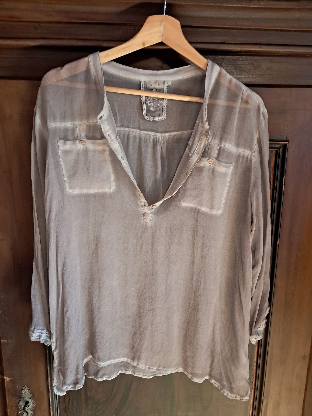 Nile Blusen: Nile Seidenbluse M bis L – Gebraucht aus Kefikon TG von theratpack20 5