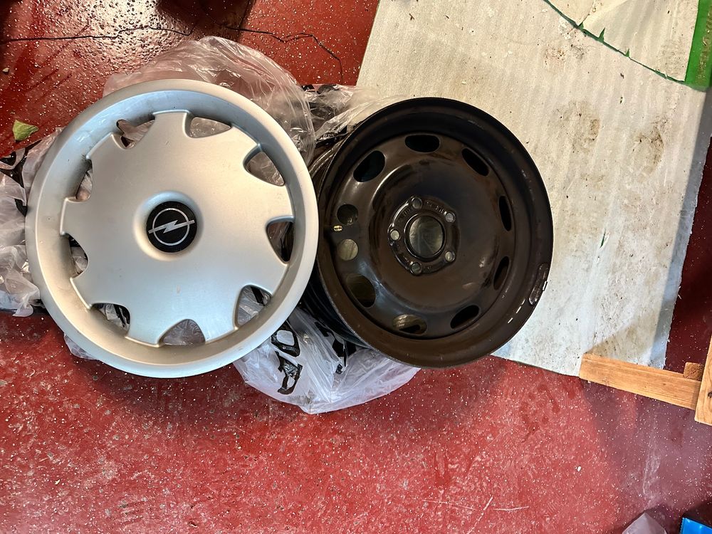 4x15 zoll Felgen mit Opel Deckel (Gebraucht) in Amriswil für CHF 25 ...
