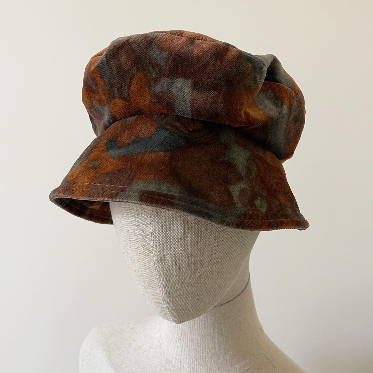 Copricapi, berretti & cappellini: ESCO Vintage Hat – Nuovo e nell'imballaggio originale da Emmen venduto da Avviivva_Com2023 1