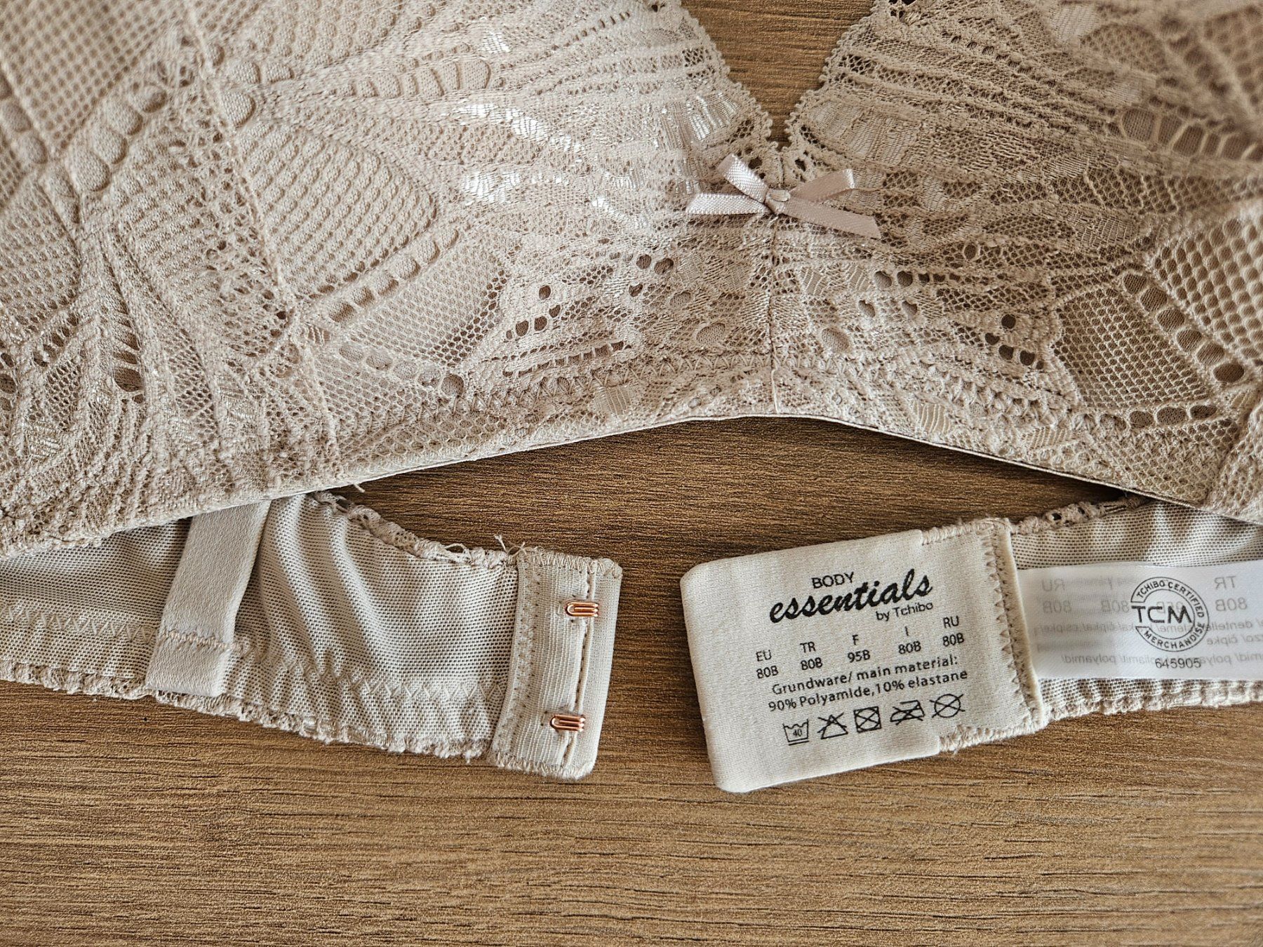 Tchibo Altra biancheria intima: Schalen BH von Body Essentials – Usato da Möriken AG venduto da pam66 4