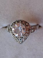 modische Damenring mit Strass  Gr. 18 mm, 6 Gramm