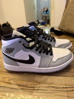 Jordan 1 Mid Light Smoke Grey Grösse 41
