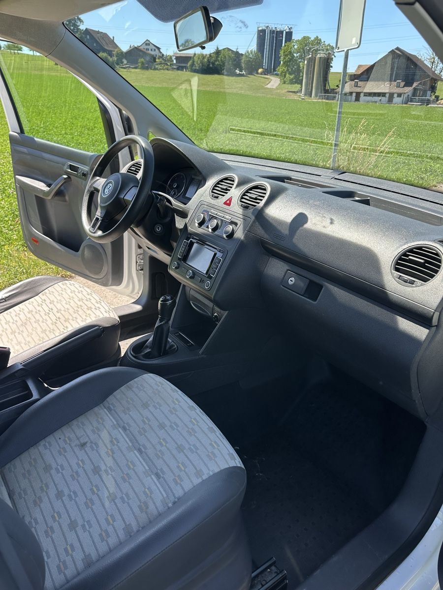 VW Véhicules utilitaires: !!!TOP VW Caddy Maxi ab CHF 1.00!!! – D'occasion à Wolfhausen par Hole-in-One 7