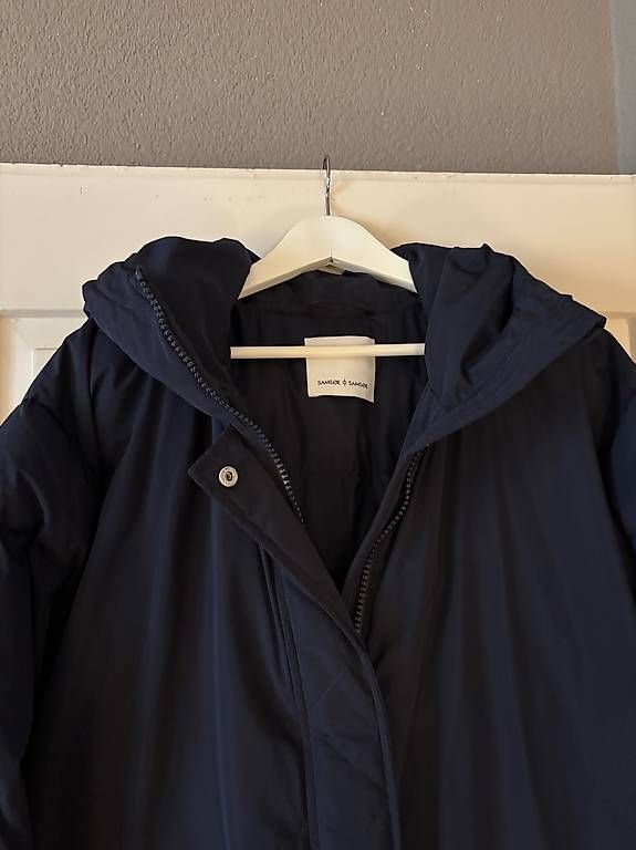Giacche: Daunenjacke Samsoe Samsoe Dunkelblau XL – Usato da Zürich venduto da maison.citron 1