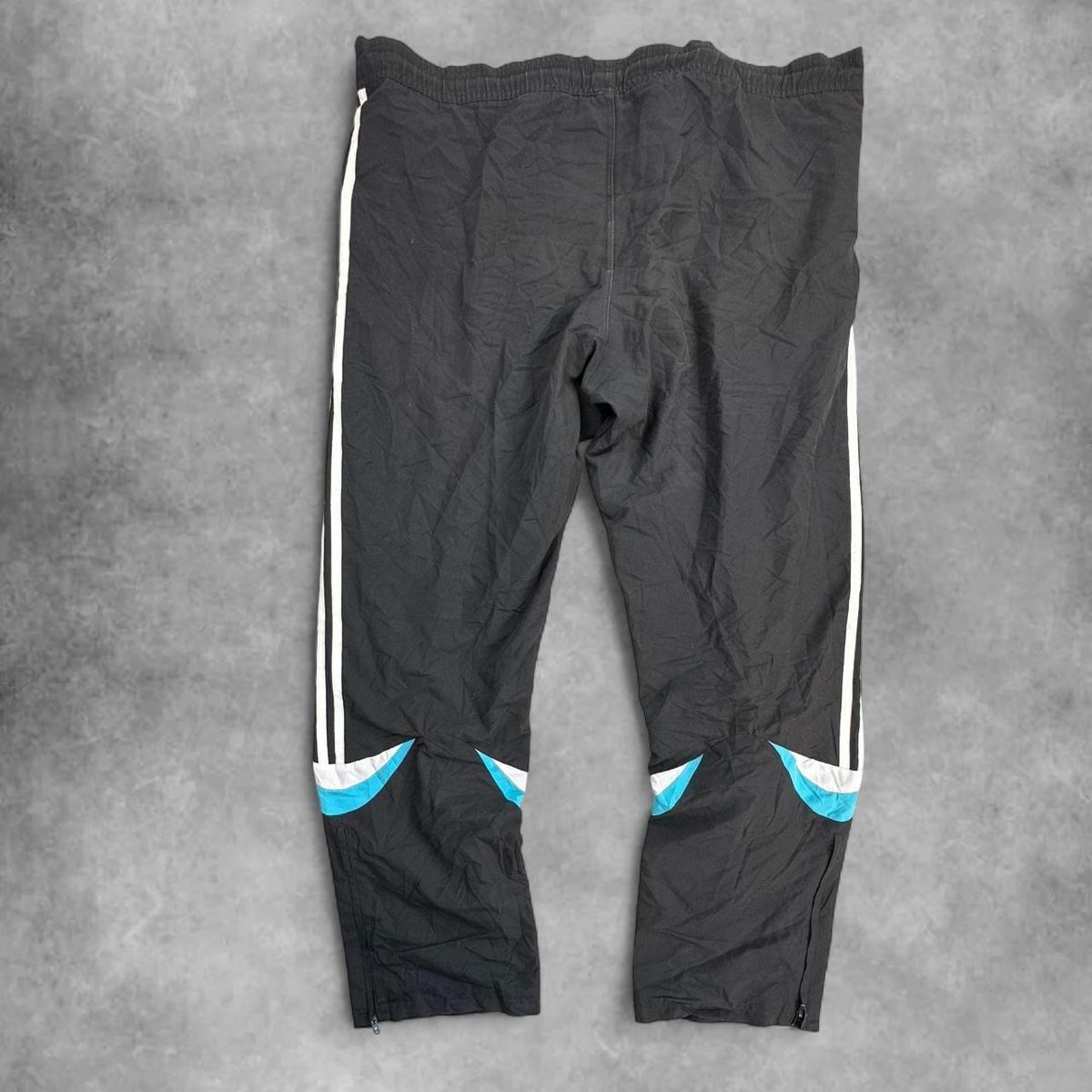 Adidas Pantalons: Adidas Real Madrid Trackpant – D'occasion à Erlinsbach SO par TogaResell 2