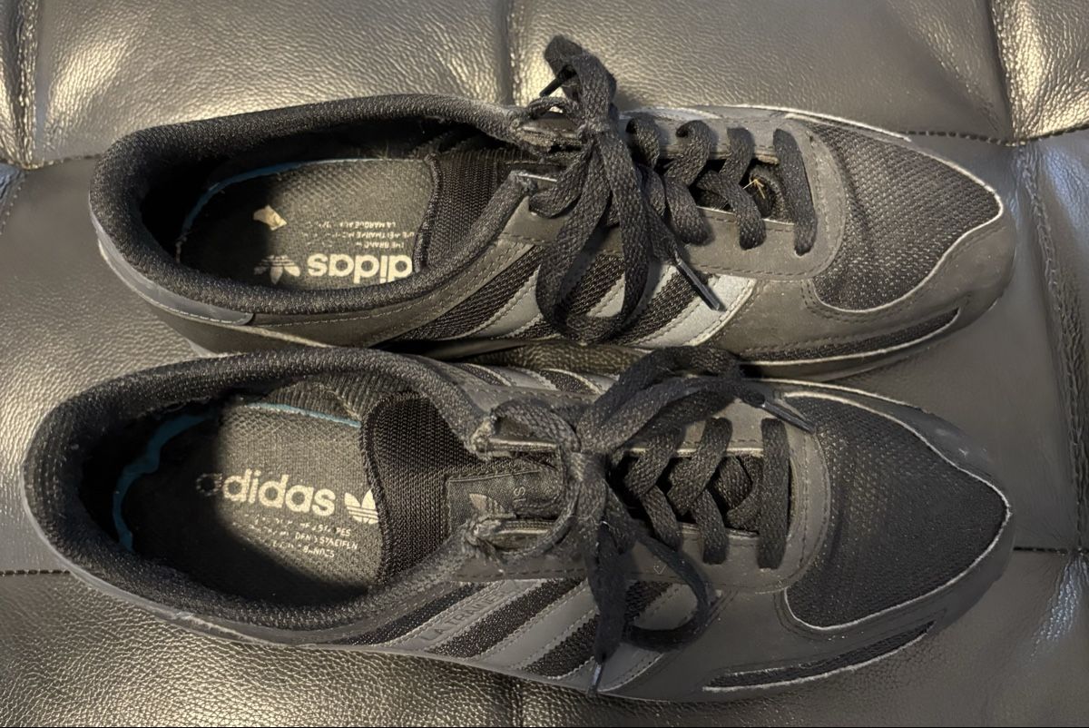Adidas Scarpe da uomo: Adidas Trainer Schwarz – Usato da Chur venduto da Cuteclothes7k 2