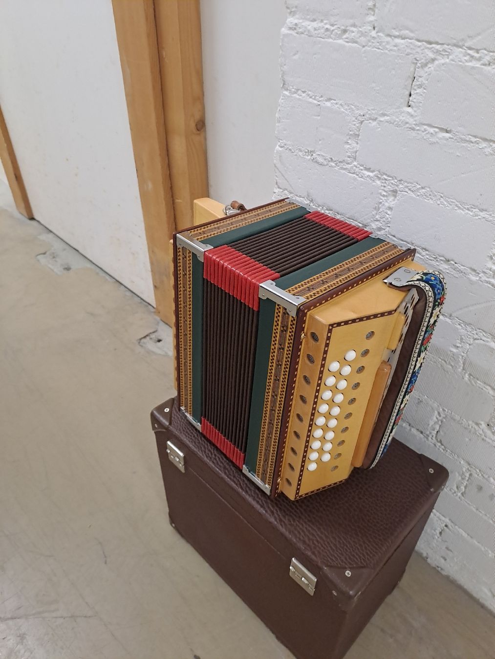 Musikinstrumente: schwyzerorgeli ton B  – Gebraucht aus Villeneuve von BibiVintage 8