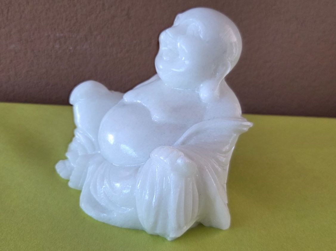 Sculture & Statue: Buddha aus weissem Marmor – Nuovo (secondo la descrizione) da Roggliswil venduto da Mabelco 1