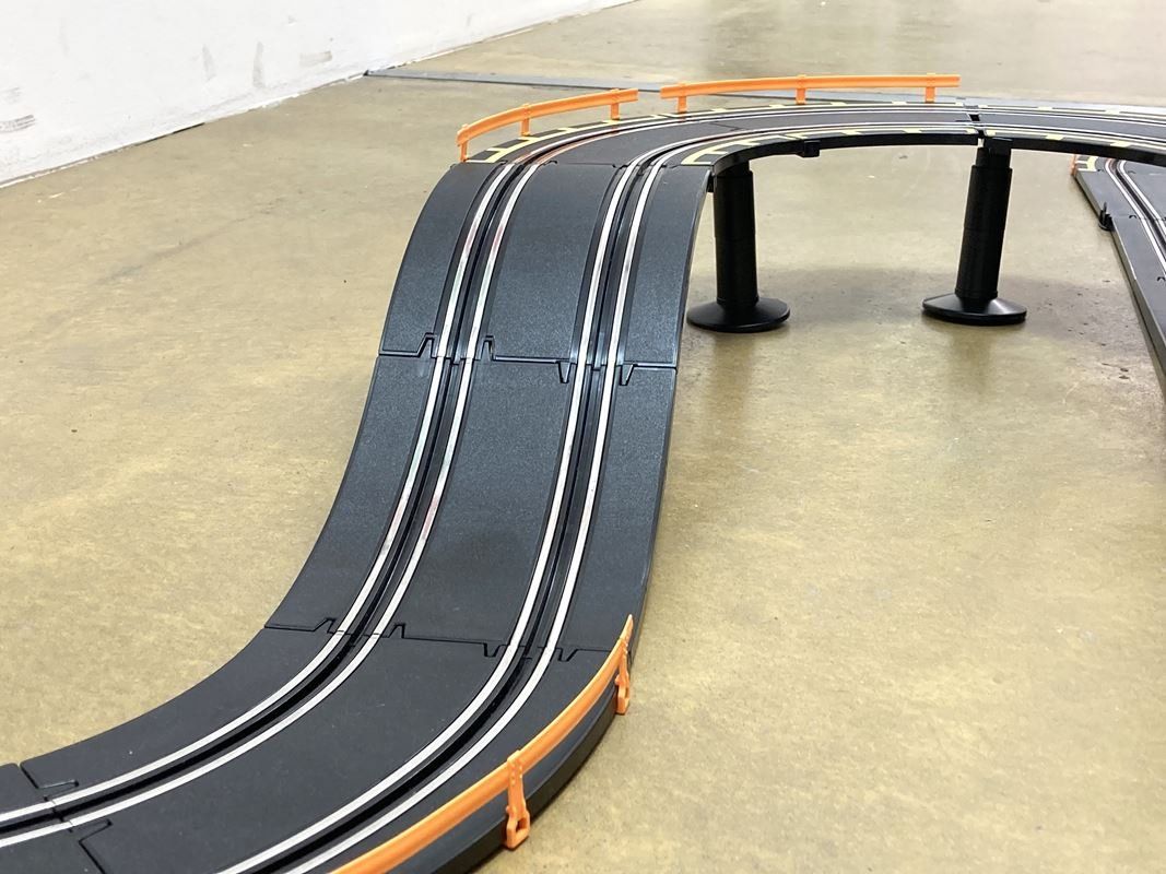 Piste: FASTLANE RACING | Long Bridge Challenge | Rennbahn – Usato da Wittenbach venduto da Restwert_St-Gallen 5