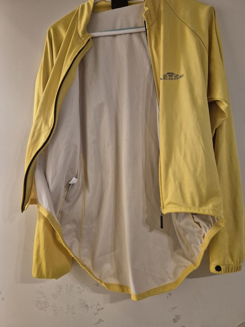 Giacche: Aesse Windjacke Grösse S – Usato da Schöfflisdorf venduto da kin_2dp9 2