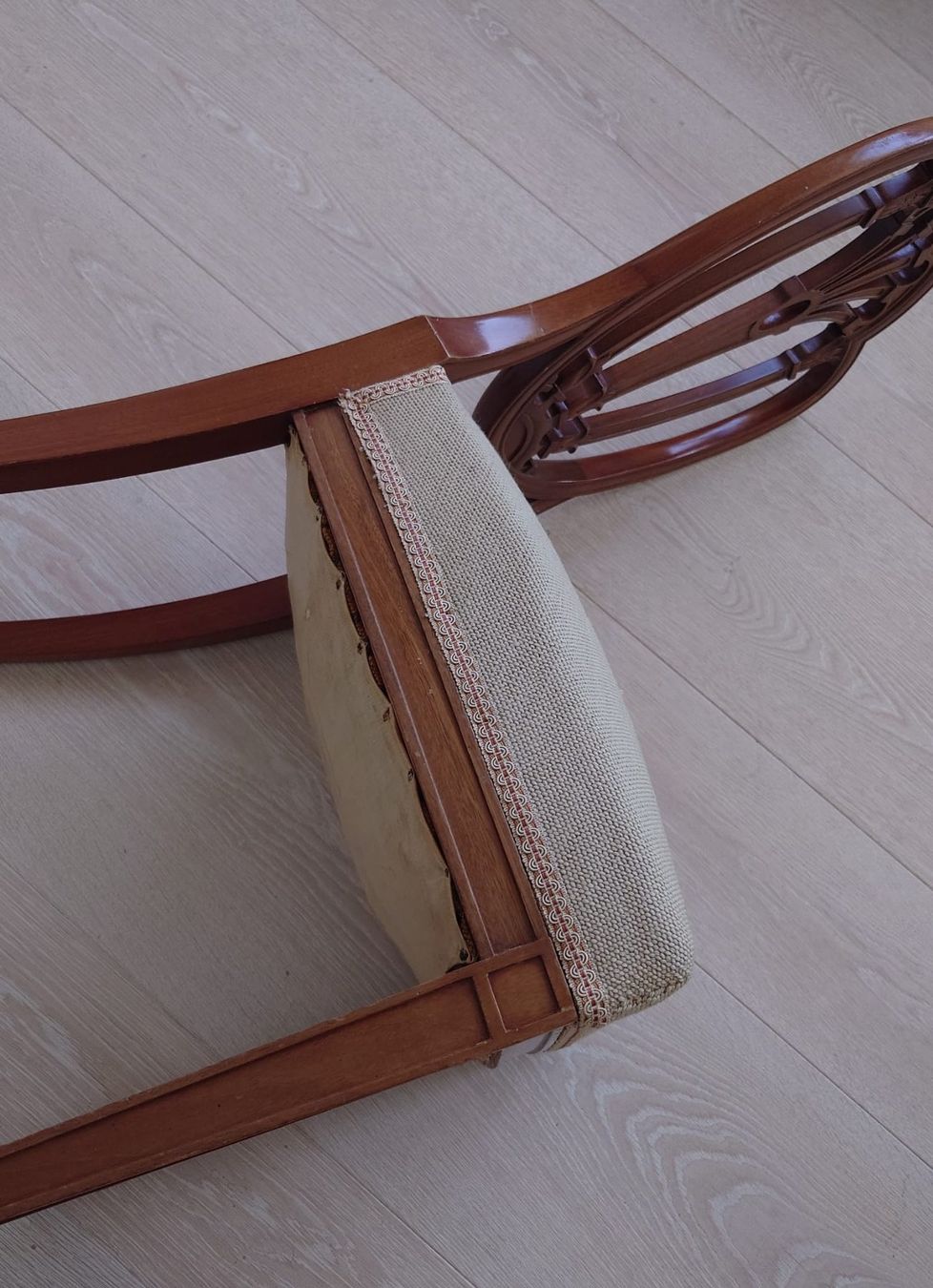 Sedie: Antiker Jugendstil Stuhl mit Stick Sitzfläche – Usato da Neuhausen venduto da MonoCeros 6