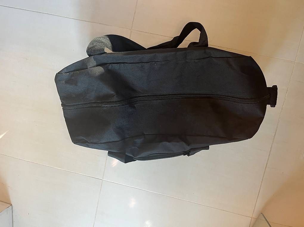 Valises de voyage: Sac de voyage pliable – D'occasion à Troinex par nadinebmichaelson 1