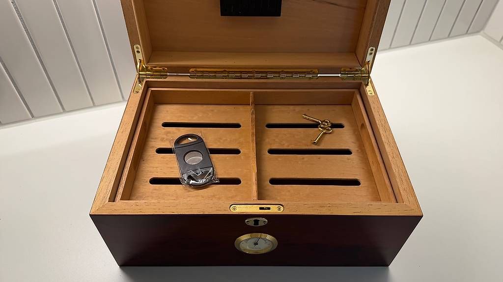 Humidor per sigari: Humidor – Usato da Zug venduto da tho_b78v 2