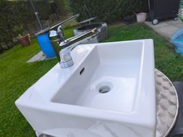 Waschtisch Laufen mit KWC Armatur 