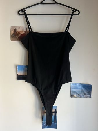 Schwarzer Glamorous Body Gr.42 mit Schnürung, Top Zustand
