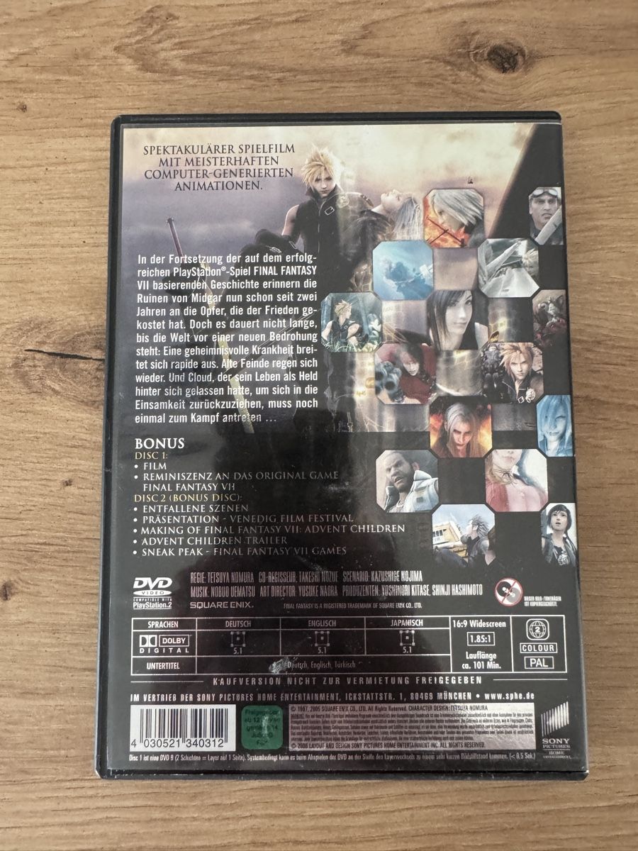 Tutti i DVDs: Final Fantasy VII Special Edition 2 DVDs – Usato da Biberist venduto da etesummer 1