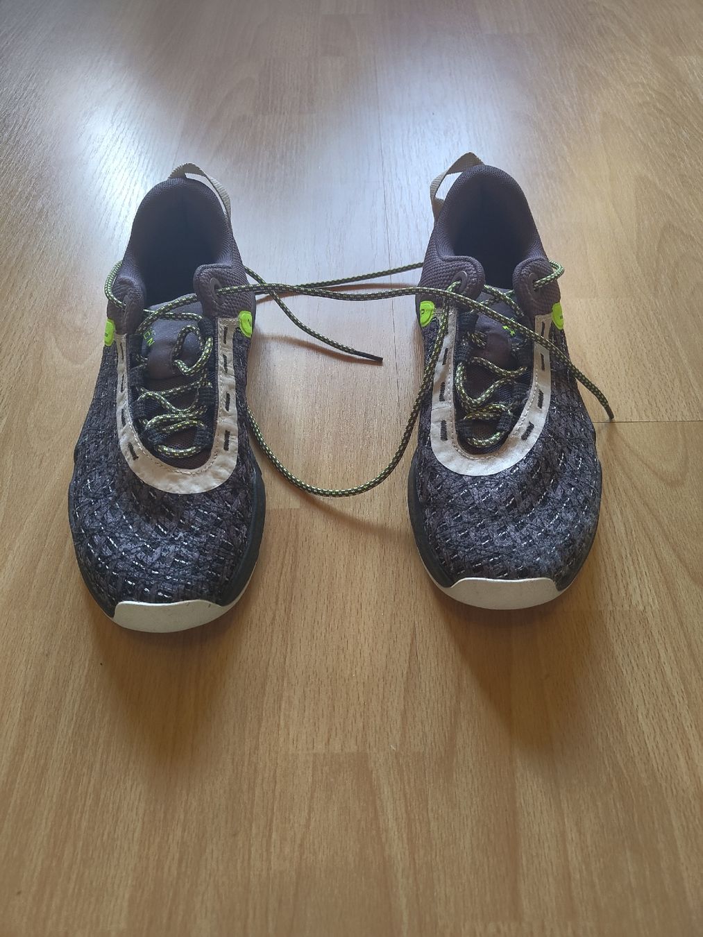 Scarpe da uomo: Powerlifting Schuhe (Under Armor) – Nuovo (secondo la descrizione) da Allenwinden venduto da GlobalPotato