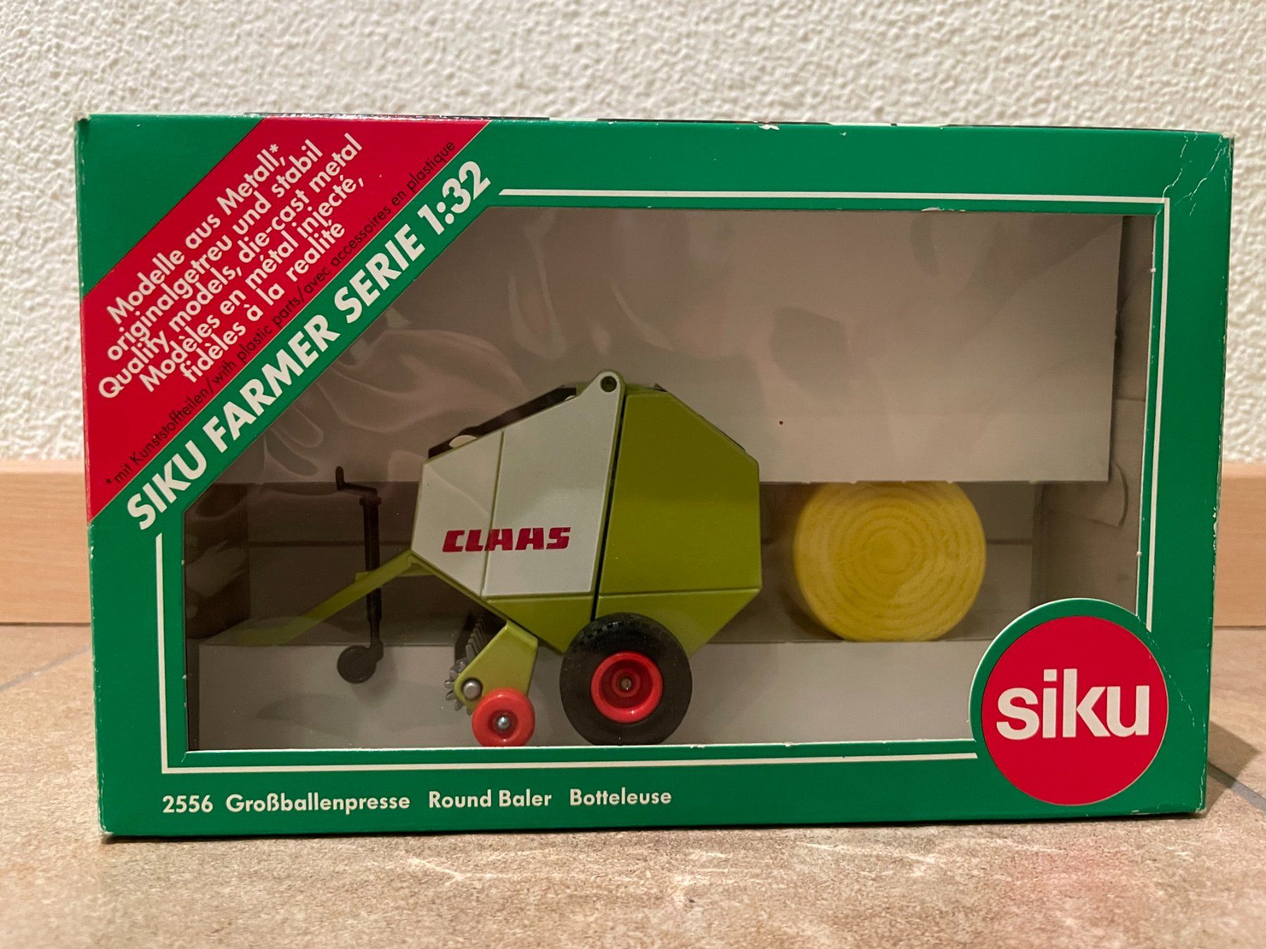 Claas Tutte le macchine: SIKU Claas Rundballenpresse – Nuovo e nell'imballaggio originale da Kreuzlingen venduto da Stefan1150 4