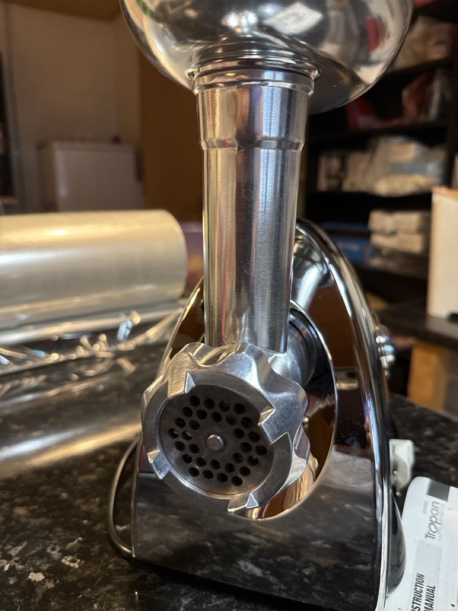 Elettrodomestici da cucina: Tropan Electric Meat Grinder 2000W Black – Nuovo (secondo la descrizione) da Neirivue venduto da naz_z28w 3