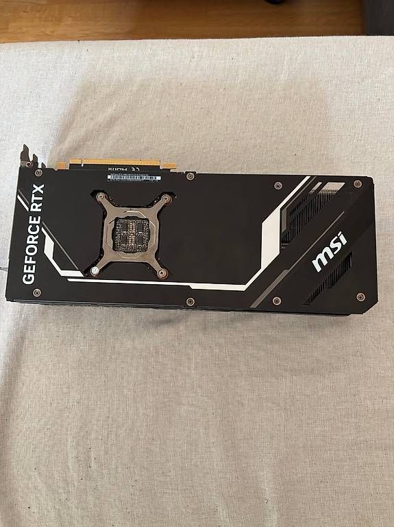 Schede grafiche: MSI GeForce RTX 4090 Ventus 3X 24G  Comme neuve – Usato da Delémont venduto da cmh_5pmt 1