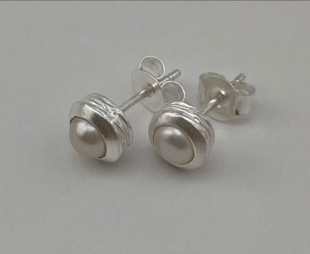 Orecchini pendenti & Orecchini a lobo: Ohrstecker Silber 925 Süsswasserperle – Nuovo e nell'imballaggio originale da Erlinsbach venduto da moseco