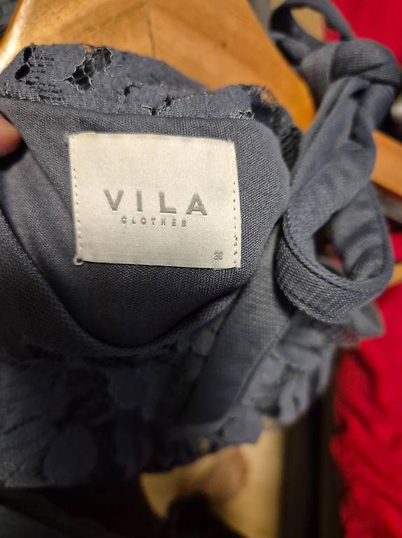 Vestiti: Vila festliches Kleid anthrazith Gr. 36 – Usato da Frauenfeld venduto da filipak 2
