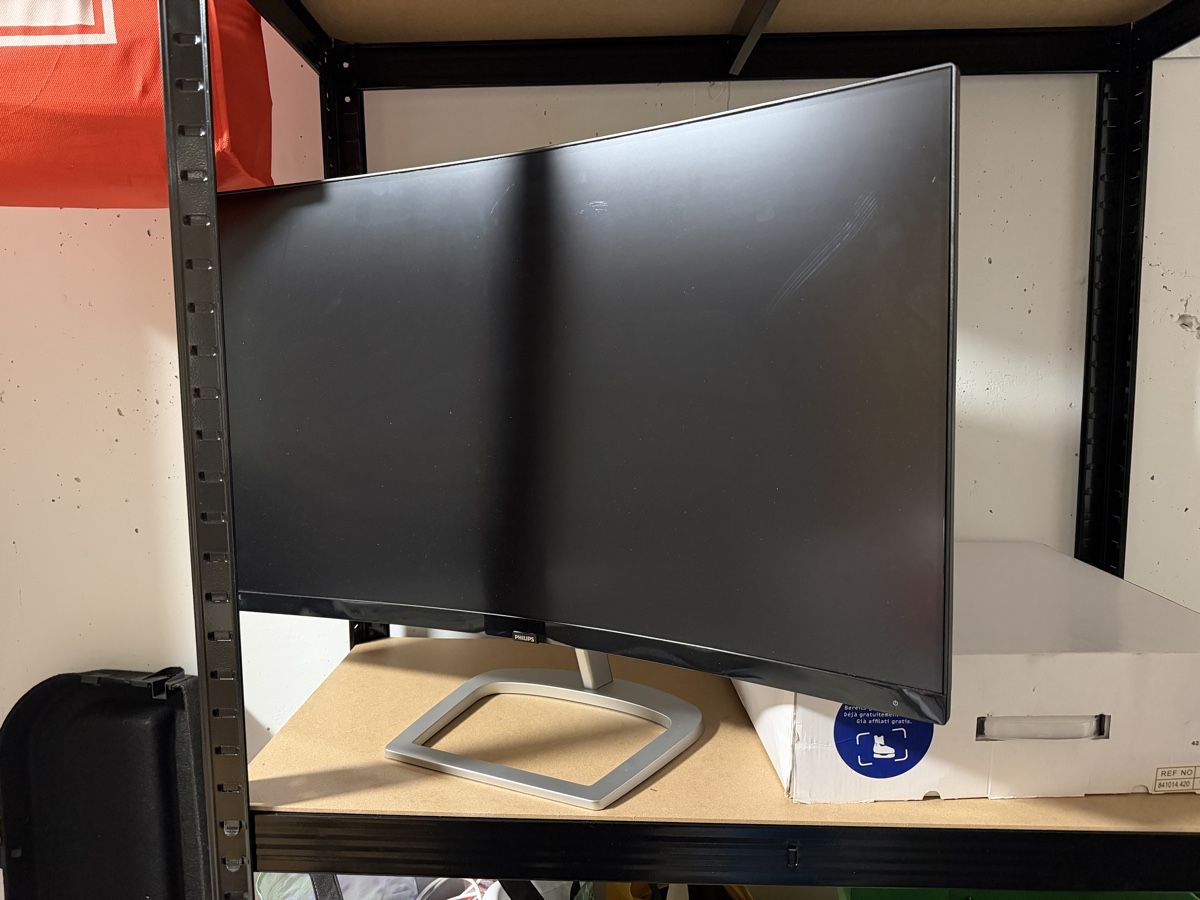 Philips Monitor: Philipps Monitor – Usato da Märstetten venduto da nin_zp58