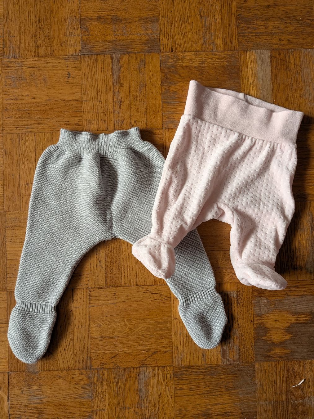 Pantaloni: 11 pantalons bébé 0-6 mois  – Usato da Genève venduto da Loloana 2