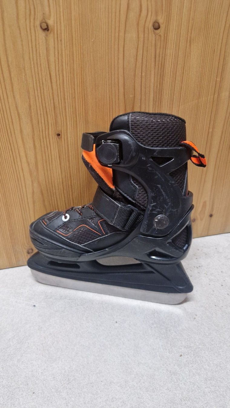 Pattini da ghiaccio: Schlittschuhe – Usato da S. Carlo GR venduto da hb9tvm 1