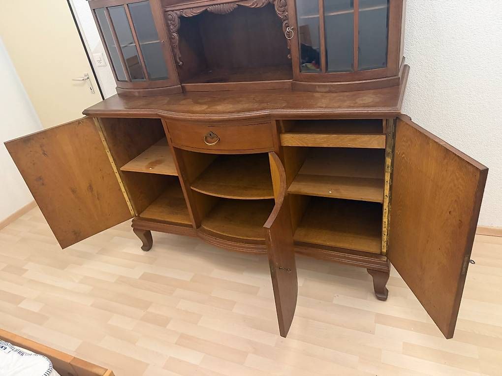 Armadi: Wohnzimmerschrank – Usato da Mönchaltorf venduto da fathomless3 2