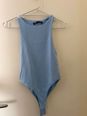 Body ZARA bleu clair taille S bon état