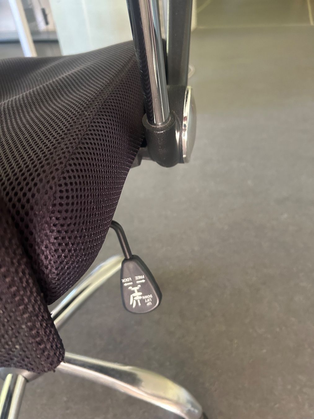 Chaises: Bürodrehstuhl – D'occasion à Zürich par Tm7 6