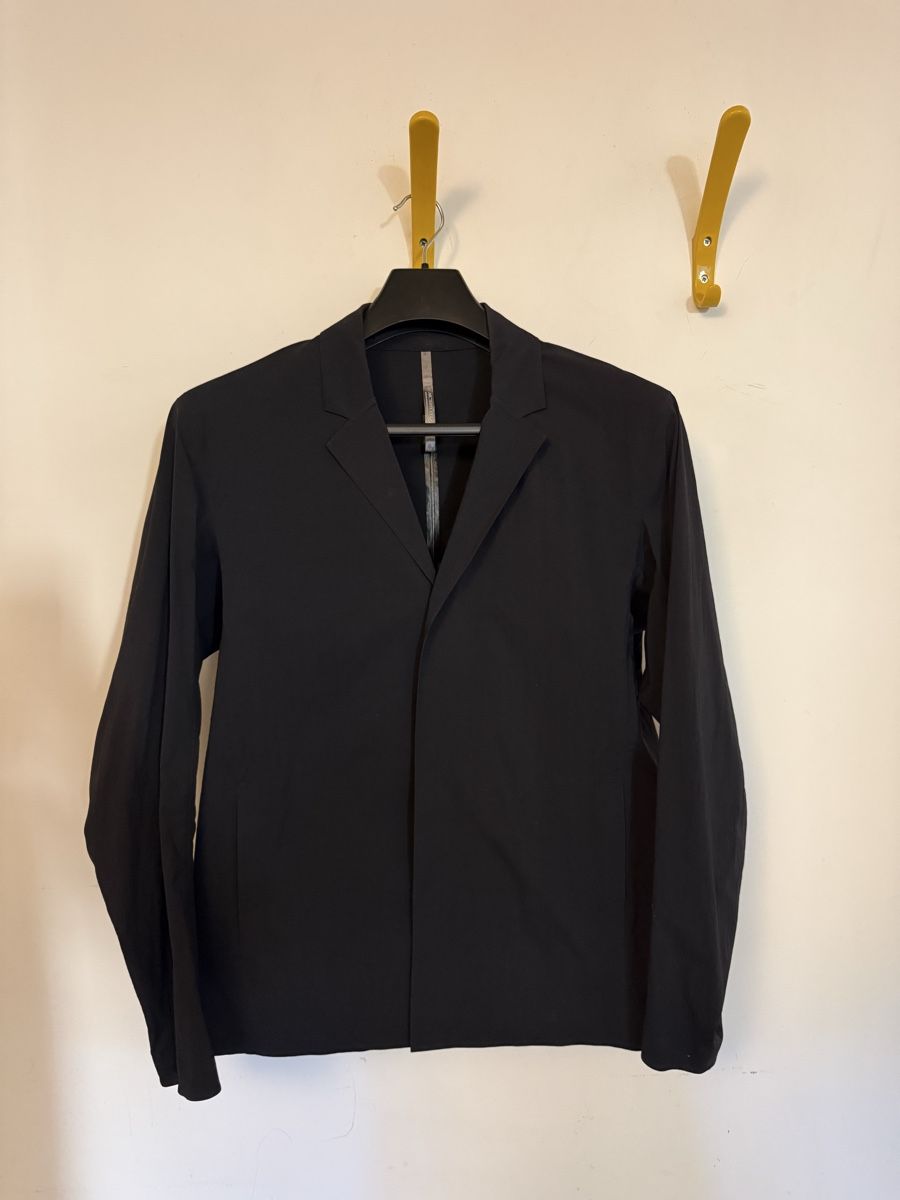 Arcteryx Giacche: Arcteryx veilance Jacke – Nuovo (secondo la descrizione) da Zürich venduto da joh_cg9m