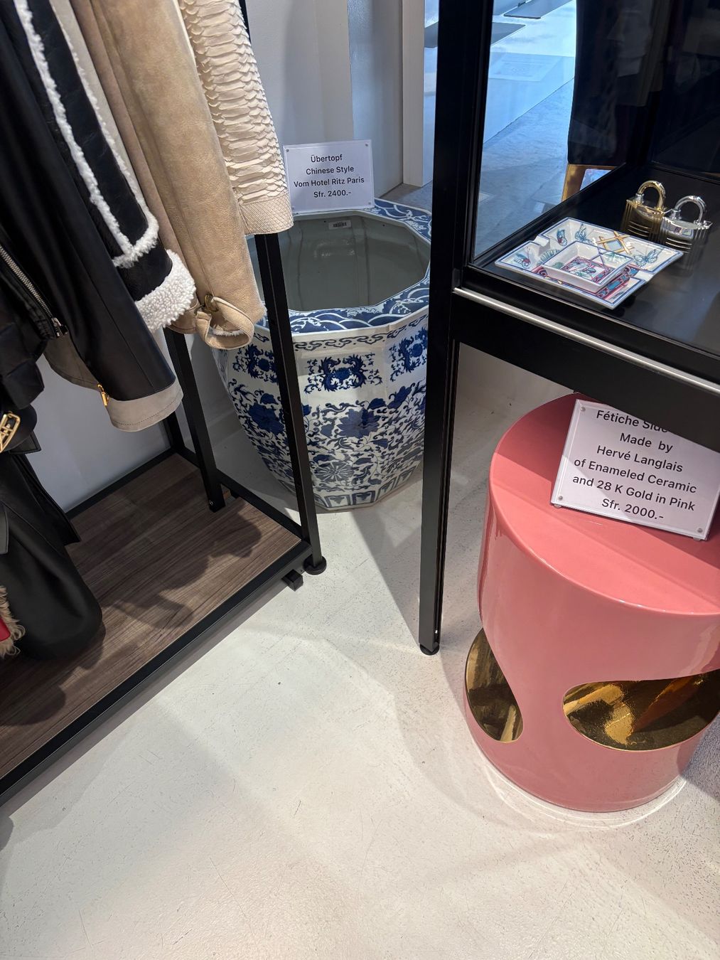 Tables: Beistellsockel – D'occasion à Zürich par jeje75 3