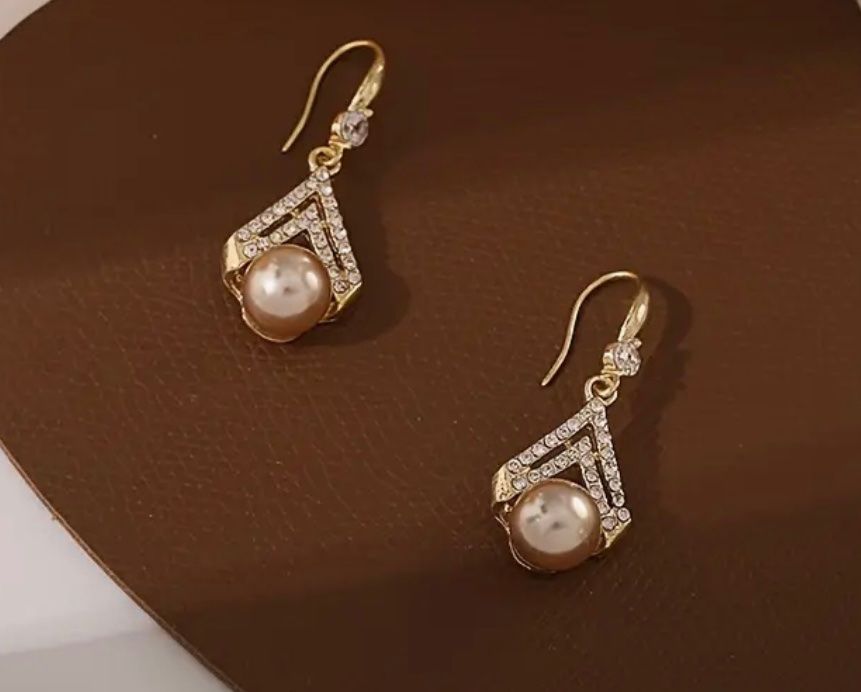 Boucles d'oreille: Ohrring – Neuf (Voir description) à Zumikon par Tess
