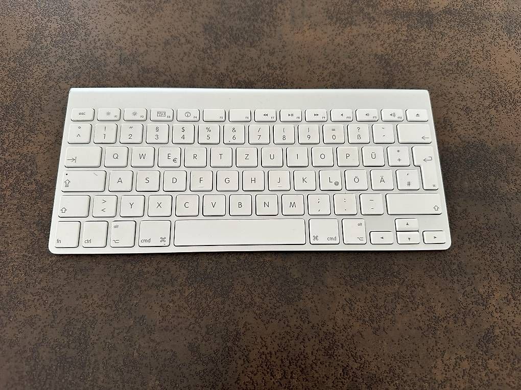 Tastiere: Tastiera Apple  – Usato da Claro venduto da teo1982