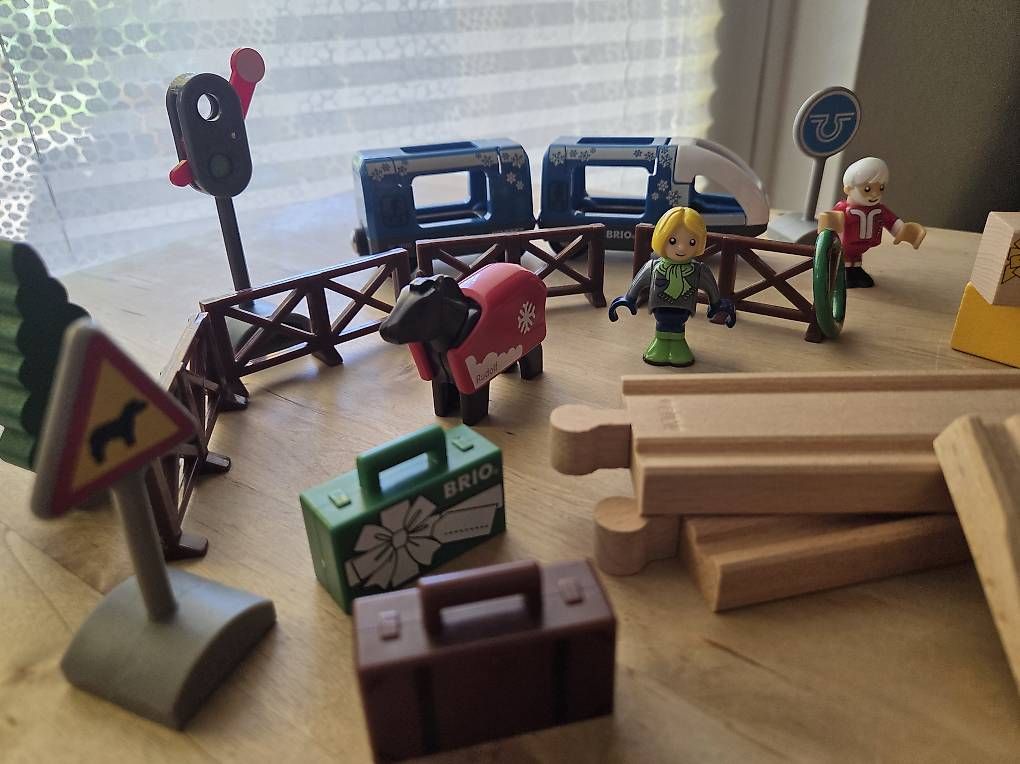 Spielzeuge: Brio Eisenbahn Set Adventskalender – Gebraucht aus Aesch BL von VogelJ 1