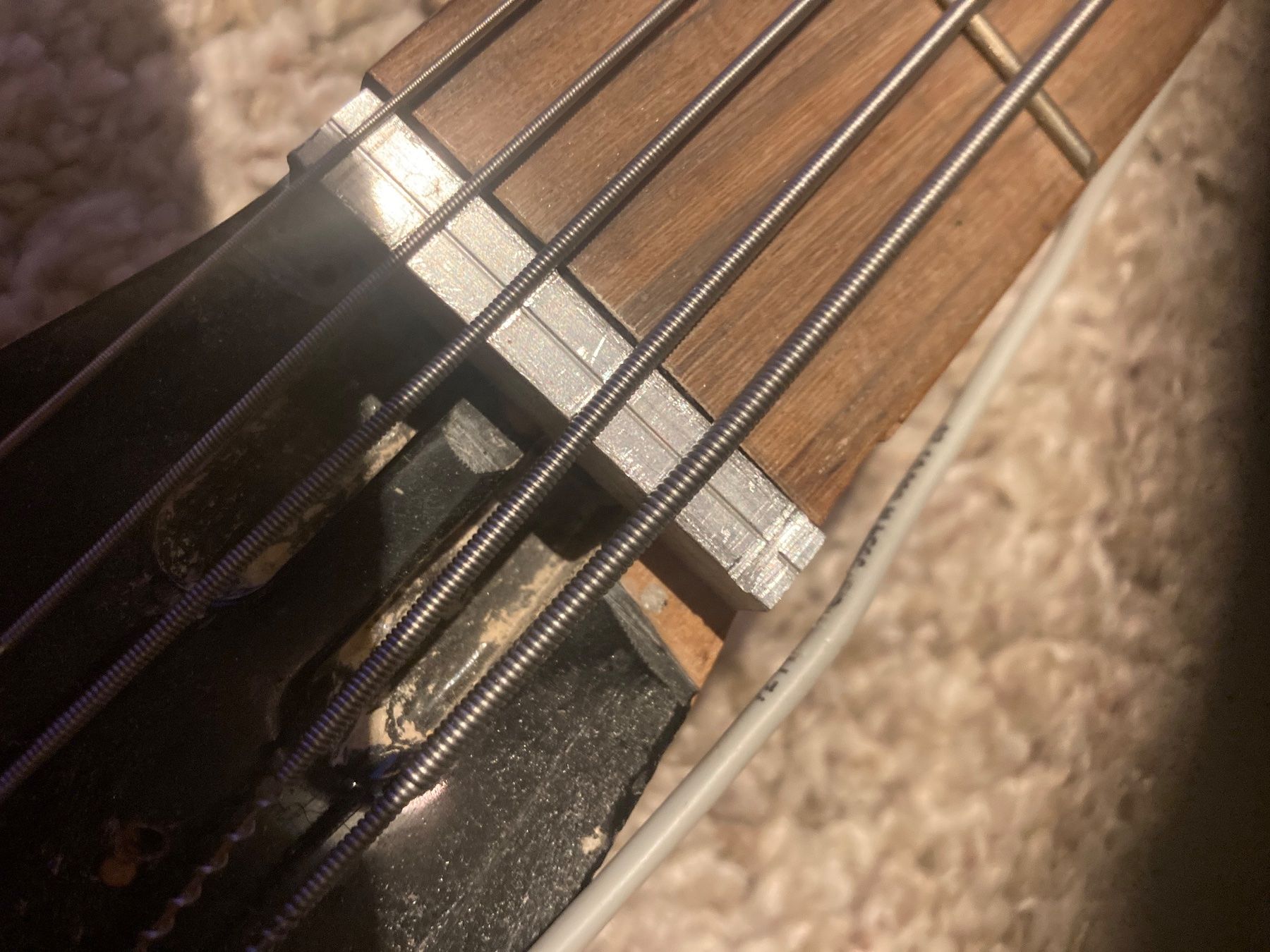 Strumenti musicali: Roter E-Bass mit 6 Saiten – Usato da Bonstetten venduto da Knight2100 8