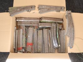 Märklin C-Gleis 30 x Schienen + 3 x Weichen Set - H0 Rückbau
