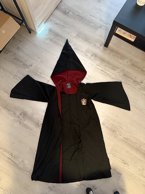 Kostüme: Harry Potter Umhang – Neu und originalverpackt aus Moosseedorf von lar_b669