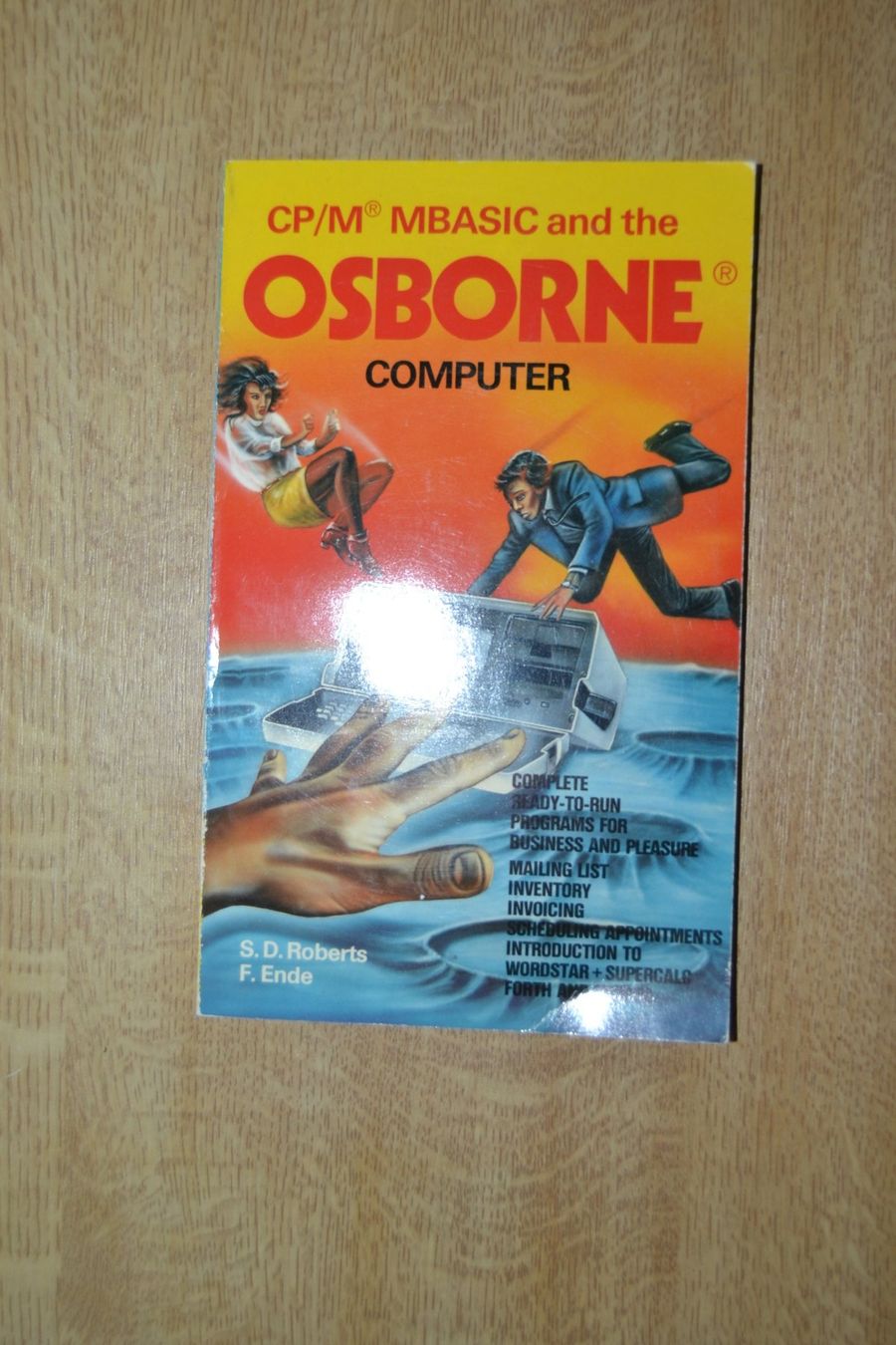 PC: Osborne 1 Portable Microcomputer – Usato da Wil SG venduto da fanofrio 8