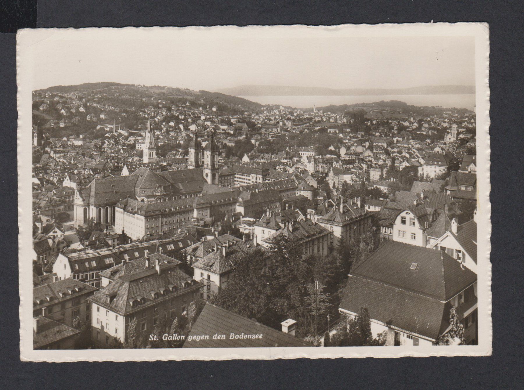 Cartoline postali: St. Gallen   -   alte Ansichtskarte ** mit Stadtbild – Usato da Vitznau venduto da Ropaku